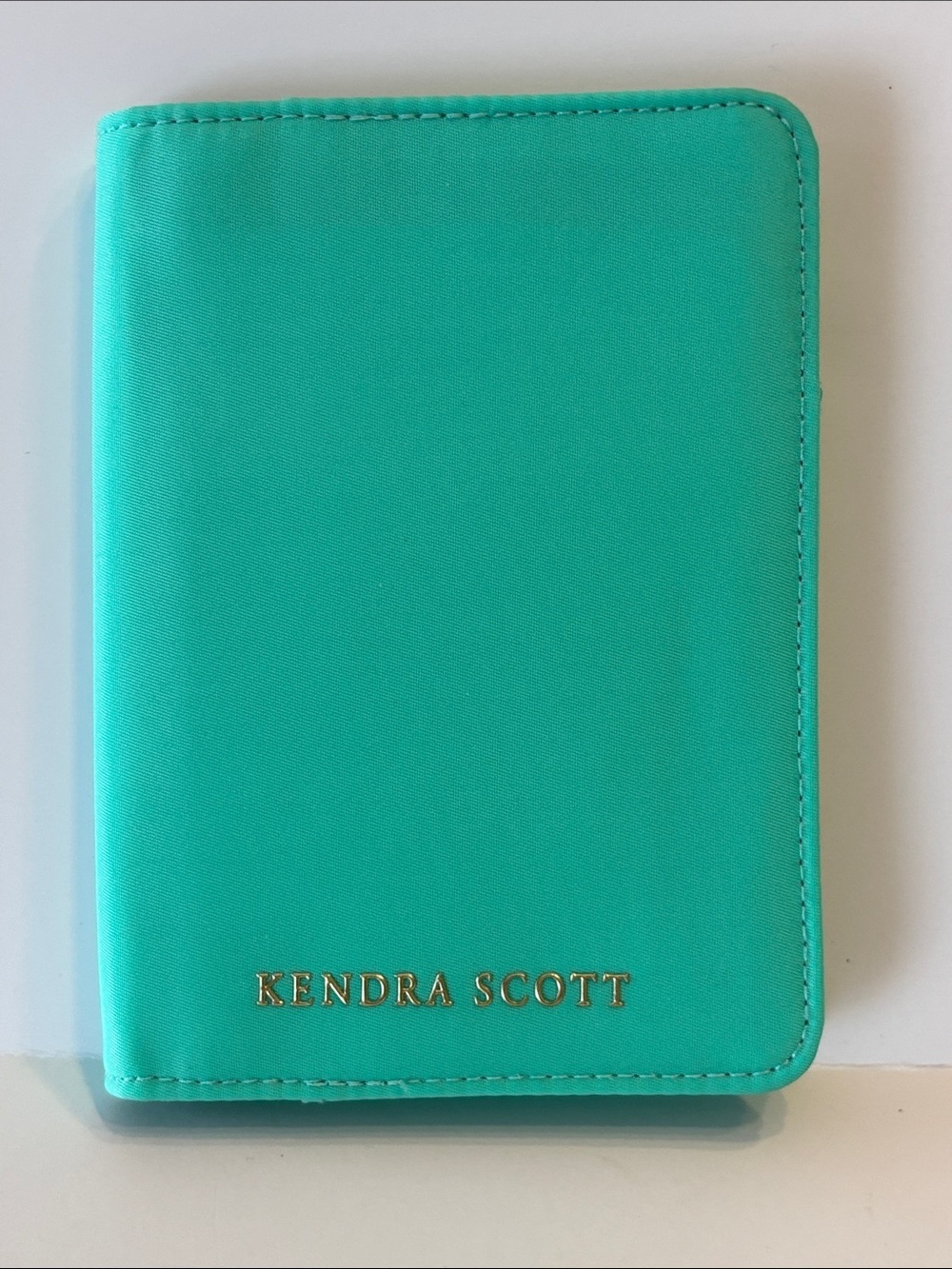 NWOT - Kendra Scott Passport Holder in Greenish Turquoise